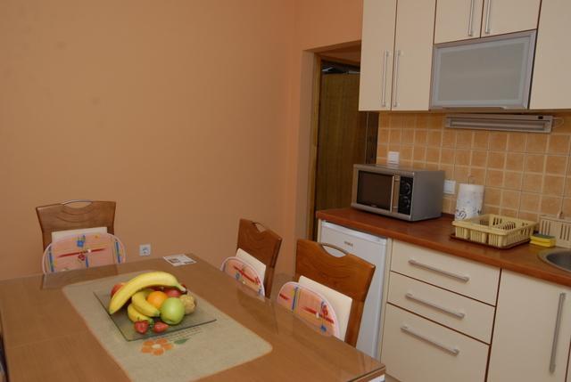 Apartments Dosljak Tivat Exterior foto